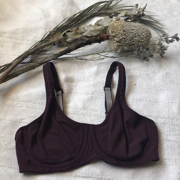 Maroon size 34C Lululemon bra - Picture 2 of 4